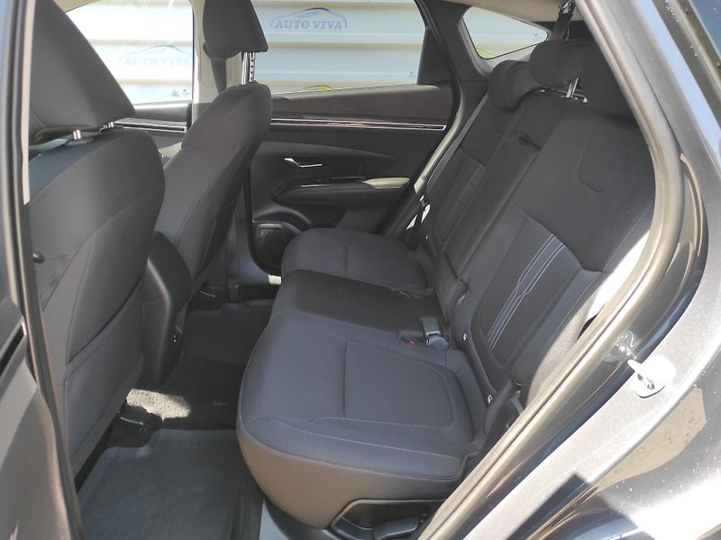 Hyundai Tucson 1,6T-GDi Hev,SMART, 4x4, AT - fotka 11 z 51