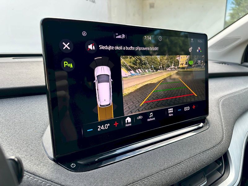 Škoda Enyaq (2022) iV 80 / 150 kW / 82 kWh Loft - fotka 15 z 24