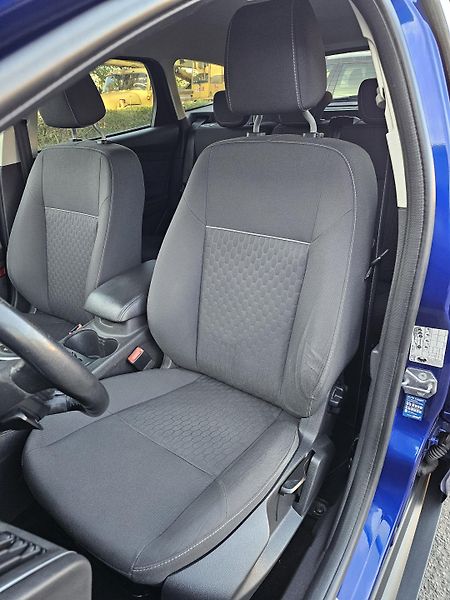 Ford Focus 1.0 92kW,VÝHŘEV,2xKOLA,SERVIS - fotka 20 z 64