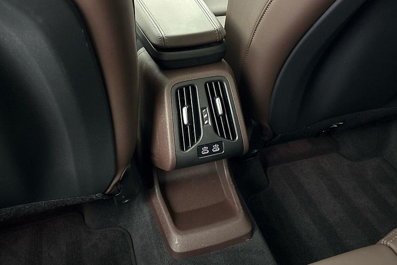 BMW X1 xDrive20d - fotka 24 z 26