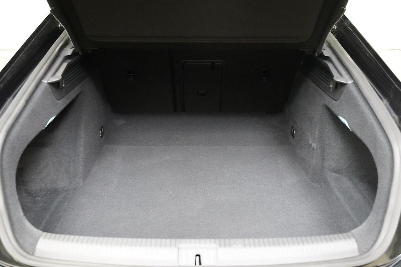 Volkswagen Arteon - fotka 26 z 26