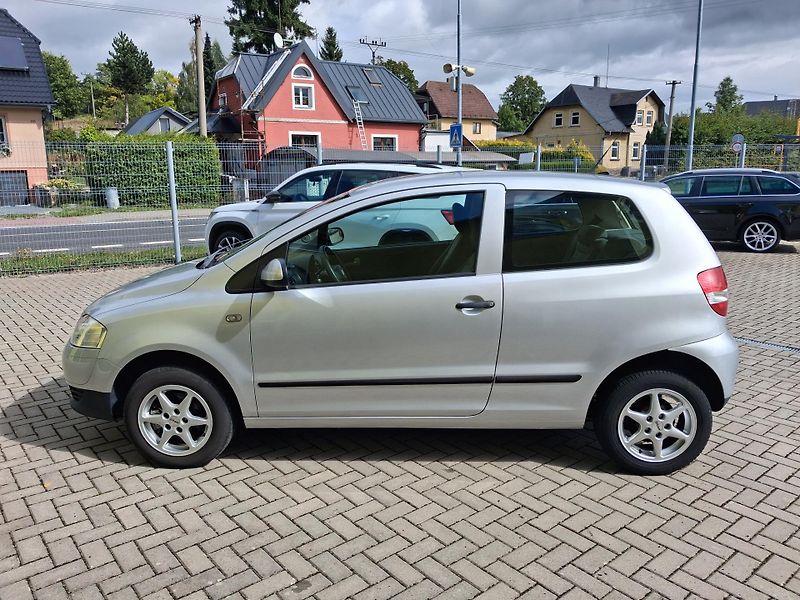 Volkswagen Fox (2007) KLIMA BEZ KOROZE PO ROZVODECH - fotka 4 z 28