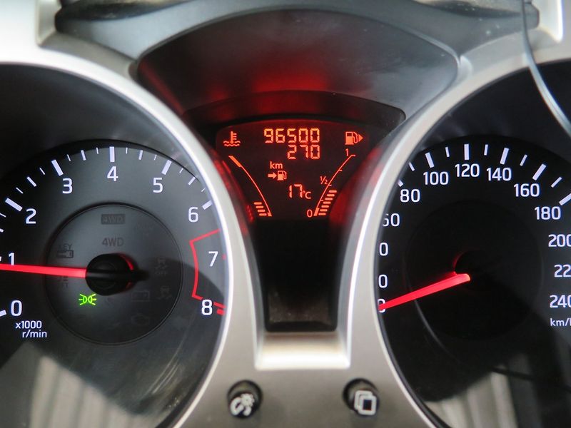 Nissan Juke (2012) 1.6i,klima,navi,keyless,kamera - fotka 6 z 27