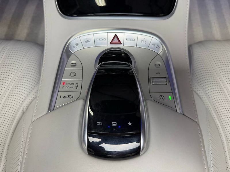 Mercedes-Benz Třídy S V8 4MATIC LONG, WEBASTO, PANOR - fotka 25 z 31