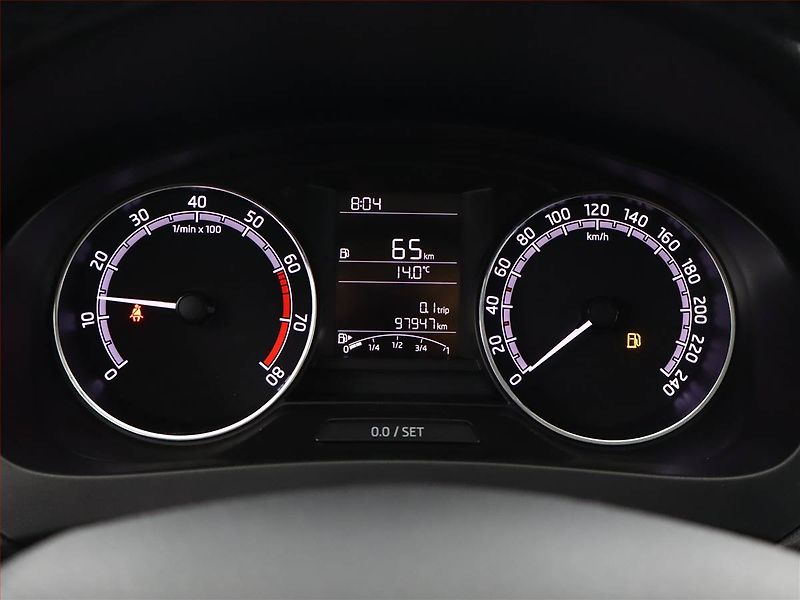 Škoda Rapid (2019) 1.0 TSI, ČR,1.maj, Serv.kniha - fotka 8 z 10
