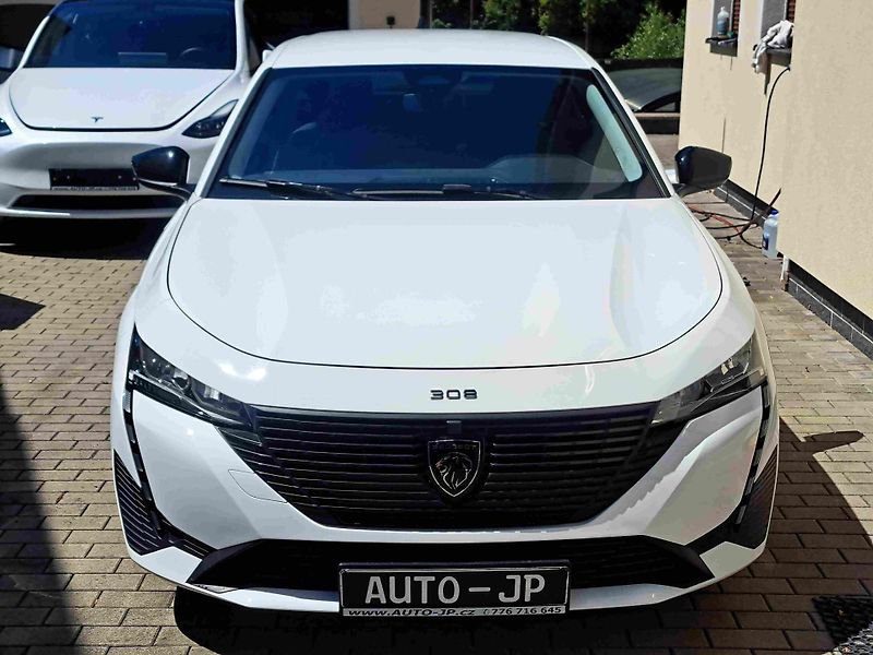 Peugeot 308 (2022) SW 1,2 PT EAT8  - fotka 7 z 18