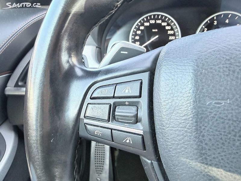 BMW Řada 6 650i xDrive CZ - fotka 18 z 39
