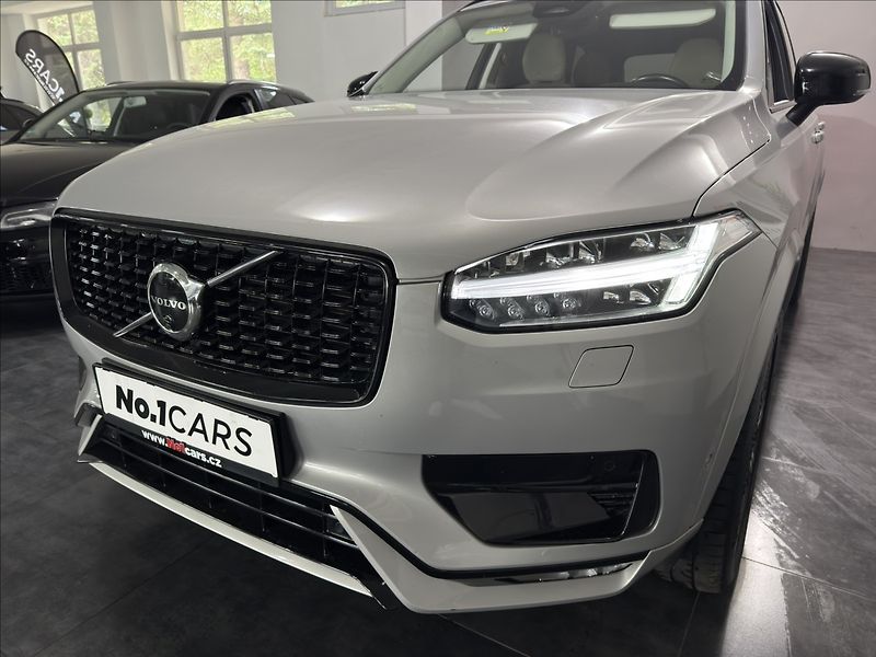 Volvo XC90 2,0   B5 POLESTAR HARMAN 360 - fotka 35 z 40