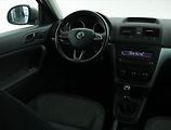 Škoda Yeti (2014) 1.2 TSI, Vyhř. sedaček - náhled 7