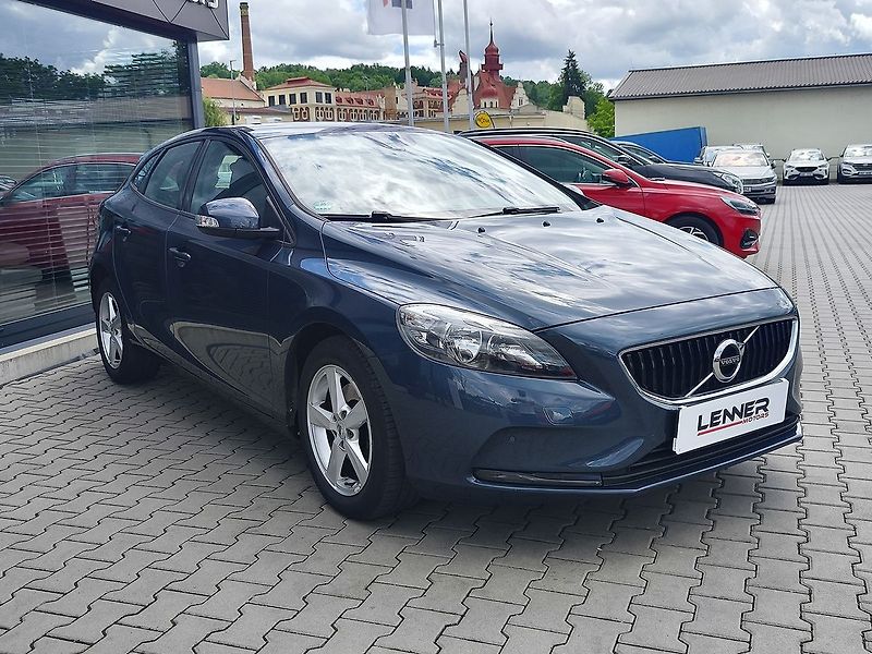 Volvo V40 2.0i/90kW kinetic - fotka 3 z 27