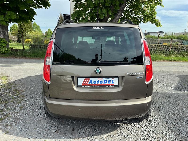 Škoda Roomster 1,2 TSi  Vyhřev,Senzory,ALU - fotka 5 z 50