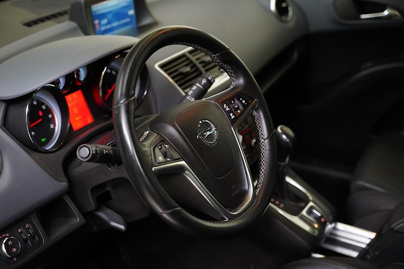 Opel Meriva - fotka 14 z 25