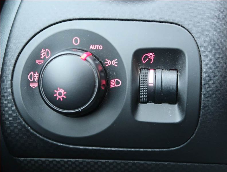 Seat Altea (2008) 1.4 TSI, zamluveno - fotka 15 z 15