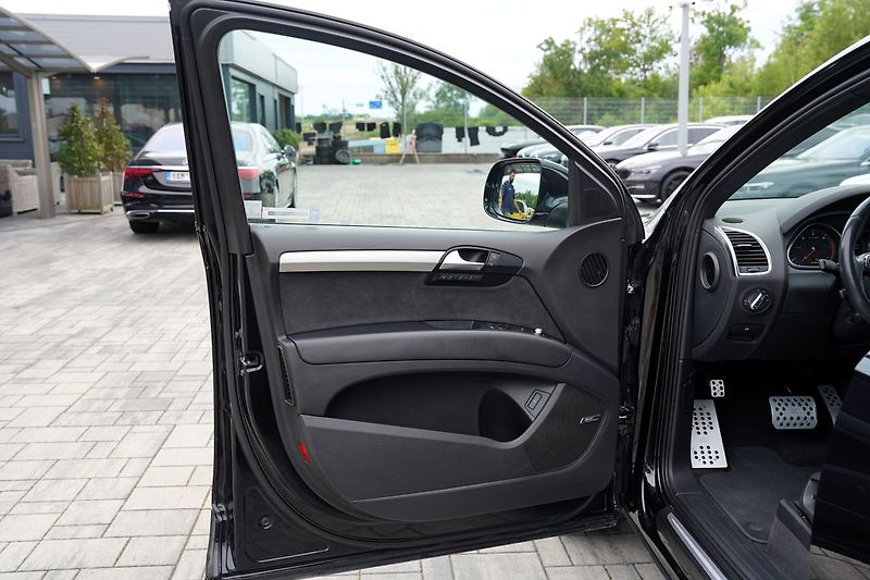 Audi Q7 4.2 TDI Sline /Q/tiptr/kůže/34 - fotka 17 z 49