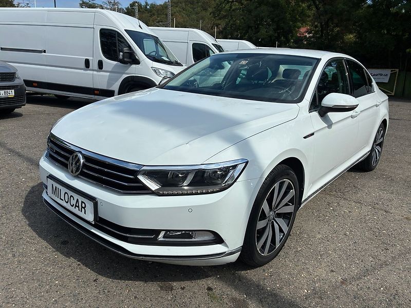 Volkswagen Passat 2.0 TDi 110 kW 4x4 HighLine ČR - fotka 1 z 26