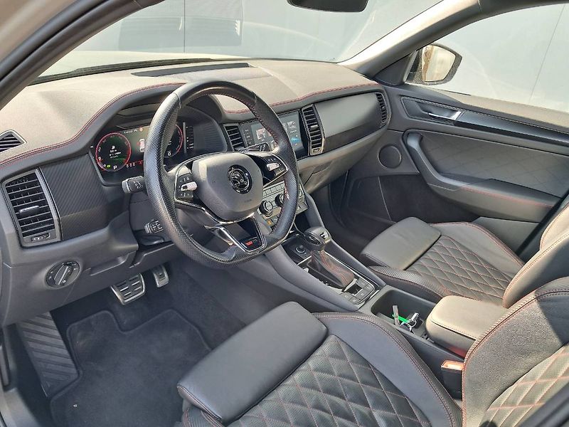 Škoda Kodiaq (2023) RS 2.0 TSI / 180 kW 4x4 DSG7 - fotka 23 z 33