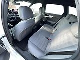 Audi A4 Avant 2,0 40TDI quattro S line - náhled 16