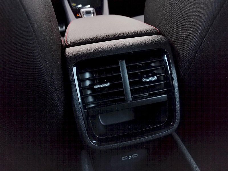 Škoda Octavia (2025) RS 2,0 Tsi 195 Kw DSG - fotka 30 z 40