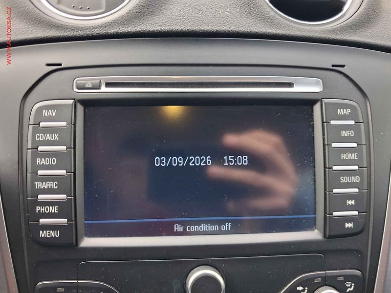 Ford Mondeo (2014) 2.0 TDCi, Business, bixen - fotka 15 z 19