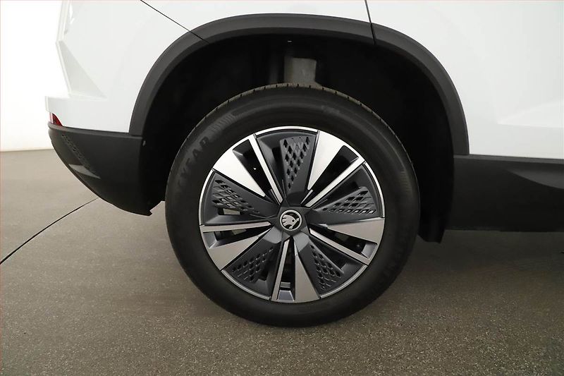 Škoda Karoq (2025) 1.5 TSI, Top Selection, ACC - fotka 12 z 19