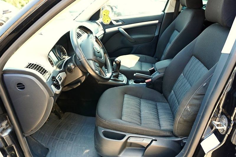 Škoda Octavia (2013) ELEGANCE 1,6 TDI 77 kW - fotka 23 z 29