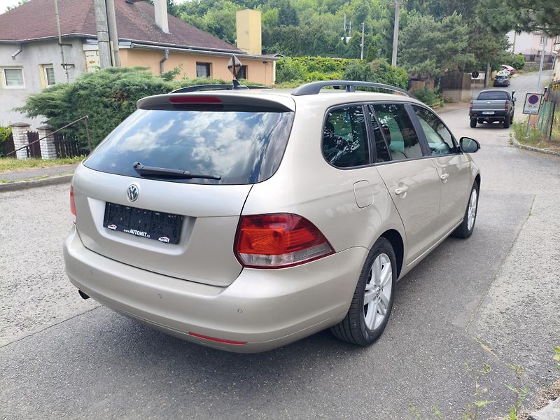 Volkswagen Golf (2013) VI 1,2 TSI Combi 77Kw Match - fotka 6 z 33