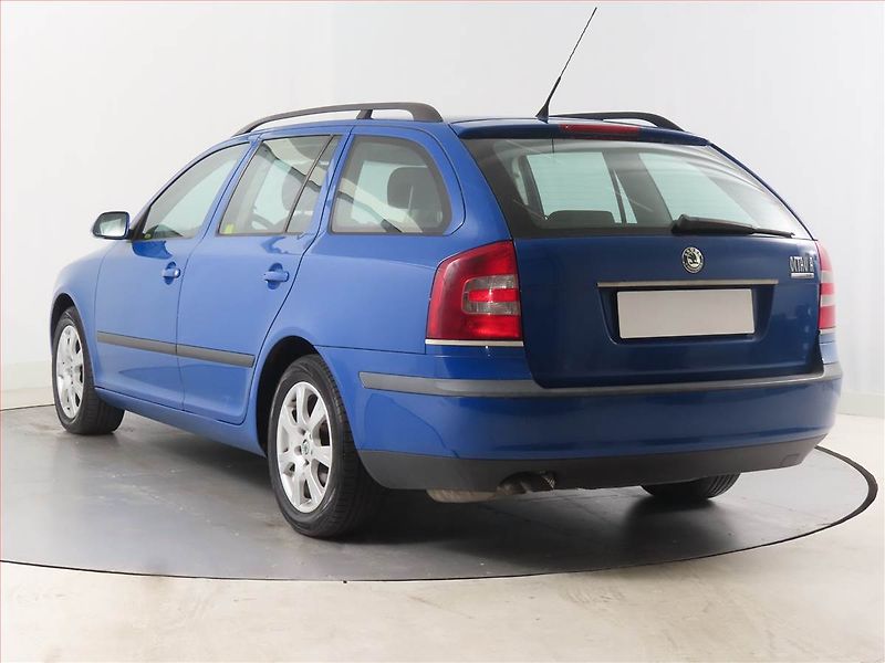 Škoda Octavia (2007) Ambiente 2.0 TDI, Eko.zaplacen - fotka 4 z 14