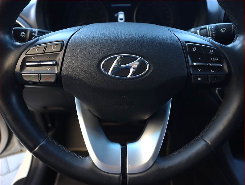 Hyundai i30 (2018) Family 1.4 T-GDI, Automat - fotka 19 z 20