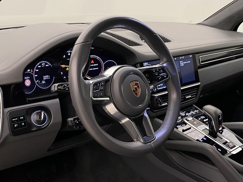 Porsche Cayenne E-HYBRID 250kW AWD AUT CZ - fotka 18 z 111