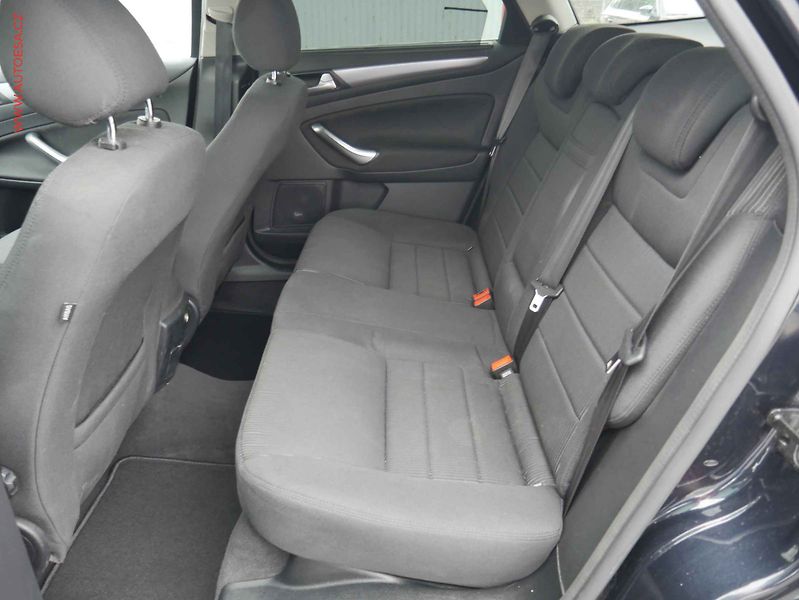 Ford Mondeo (2011) 2.2 TDCi, servis.kniha - fotka 10 z 19