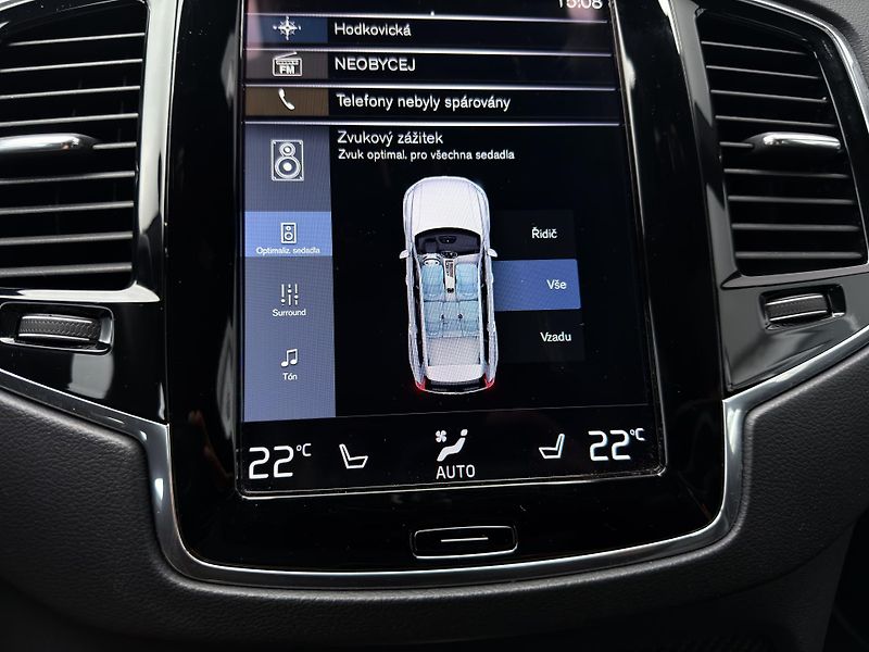 Volvo XC90 D5 AWD R-DESIGN PRO // VZDUCH  - fotka 50 z 60