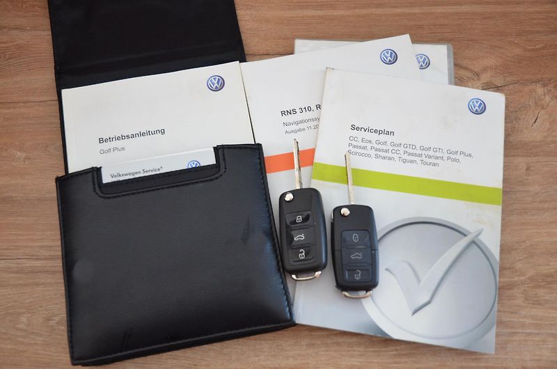 Volkswagen Golf Plus (2011) 1.6 TDi 77kW STYLE / TAŽNÉ - fotka 34 z 35