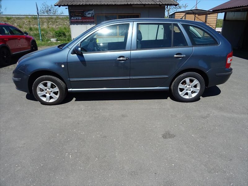 Škoda Fabia 1,4 - fotka 6 z 25