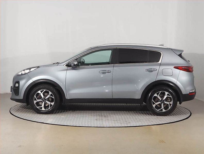 Kia Sportage (2020) 1.6 T-GDI, Automat, Serv.kniha - fotka 3 z 24
