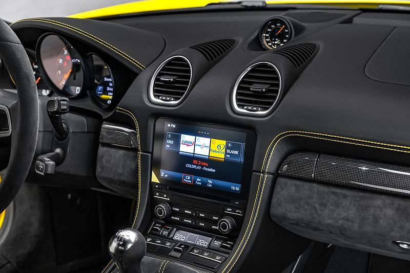 Porsche Cayman GT4 Sport Chrono Carbon Záruka - fotka 16 z 28