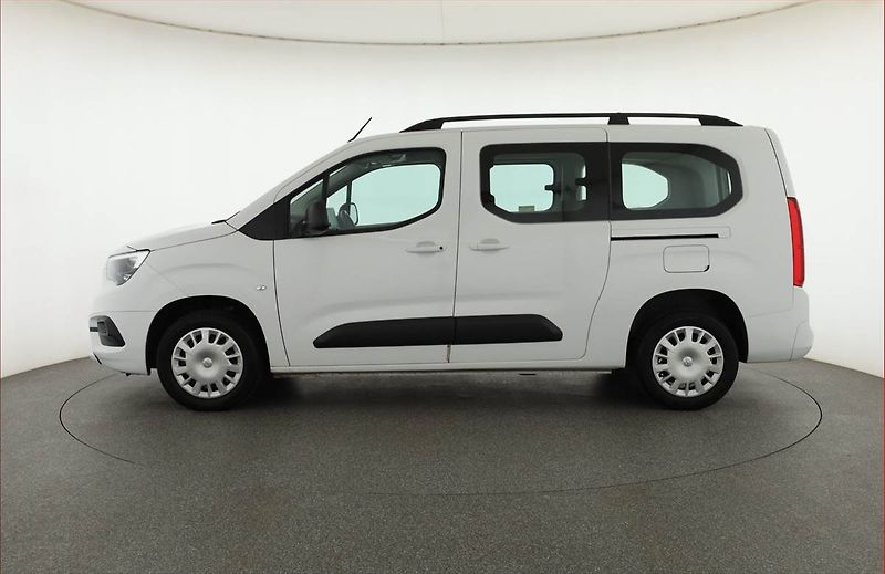 Opel Combo (2023) Maxi Edition 1.5 CDTI, 5Míst - fotka 3 z 14