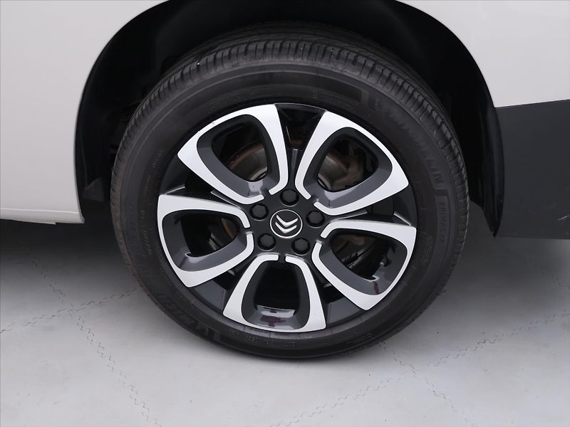 Citroën Berlingo 1,5 BlueHDI 96kW Shine XL CZ - fotka 25 z 25