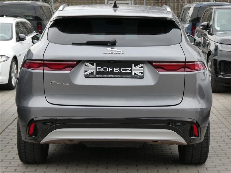 Jaguar F-Pace 2,0 P250 SE 1Maj, ČR DPH - fotka 8 z 38