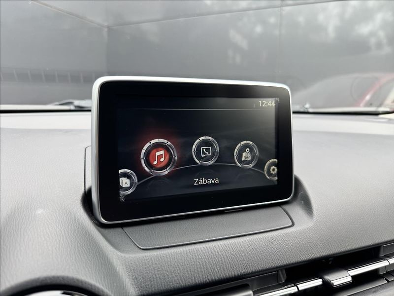 Mazda CX-3 2,0 Sky-G120 Revolution ČR - fotka 19 z 31
