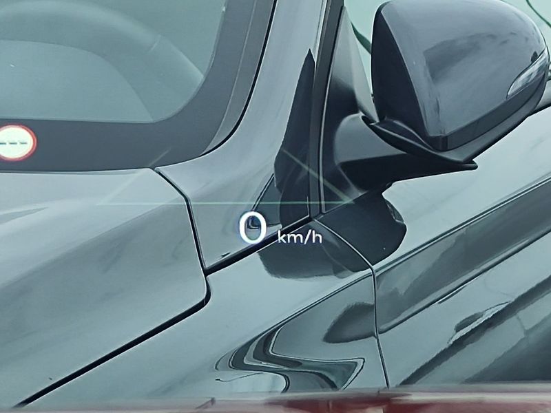 Hyundai Kona EV65kWh/150kW N-Line+ - fotka 21 z 39