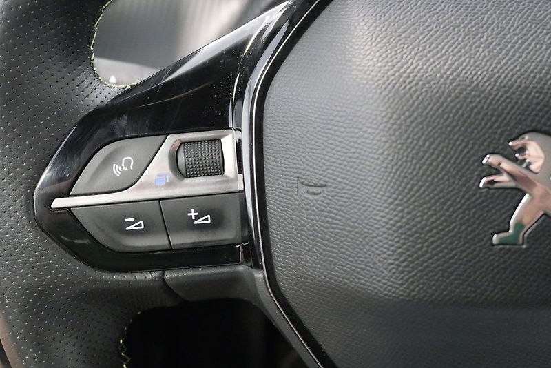 Peugeot 208 - fotka 15 z 23