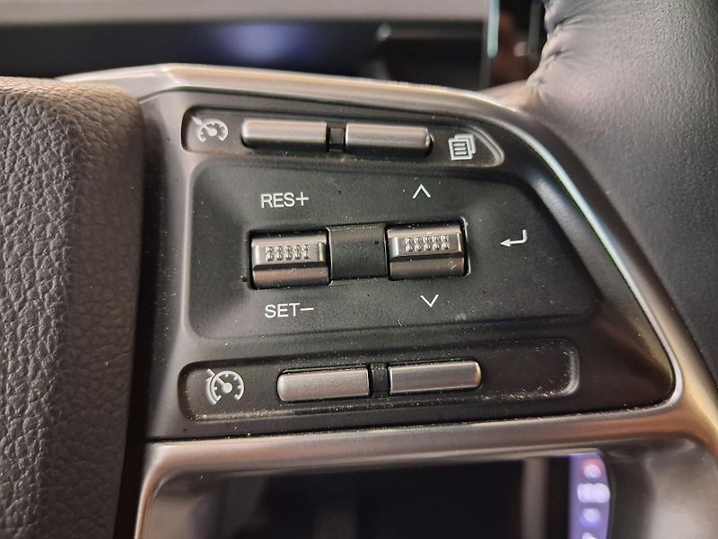 SsangYong Torres 1,5T-GDi 120kW STYLE MANUÁL,ČR - fotka 15 z 25