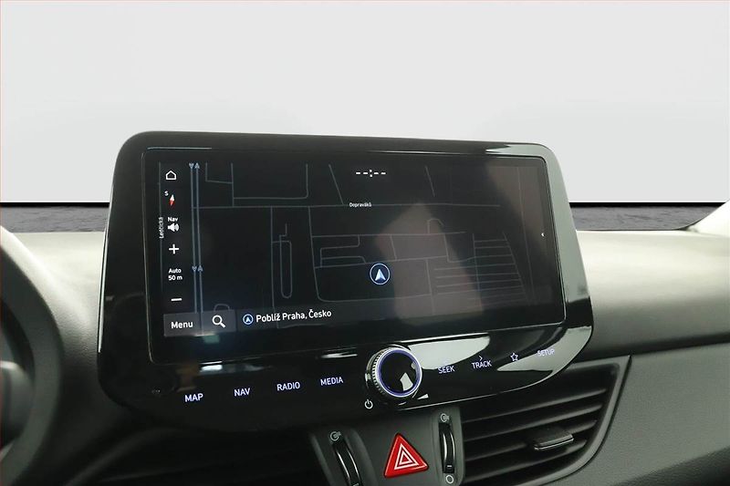 Hyundai i30 (2024) Smart 1.0 T-GDI, ČR,1.maj - fotka 9 z 13