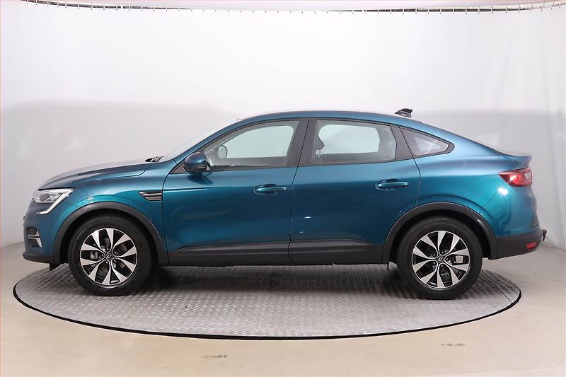 Renault Arkana (2021) Zen E-Tech, Automat, ČR,1.maj - fotka 3 z 20