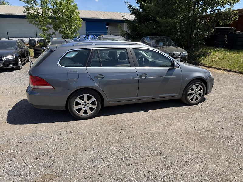 Volkswagen Golf 1.4 TSI - fotka 7 z 20