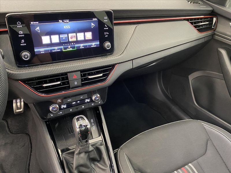 Škoda Scala 1,0 TSI 85kW DSG Monte Carlo - fotka 12 z 29