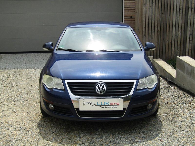 Volkswagen Passat (2008) 1.4 TSI 90kW - fotka 6 z 42