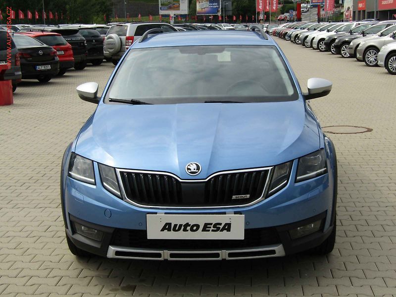 Škoda Octavia (2017) 2.0 TDi 4x4, Scout, DSG - fotka 2 z 15