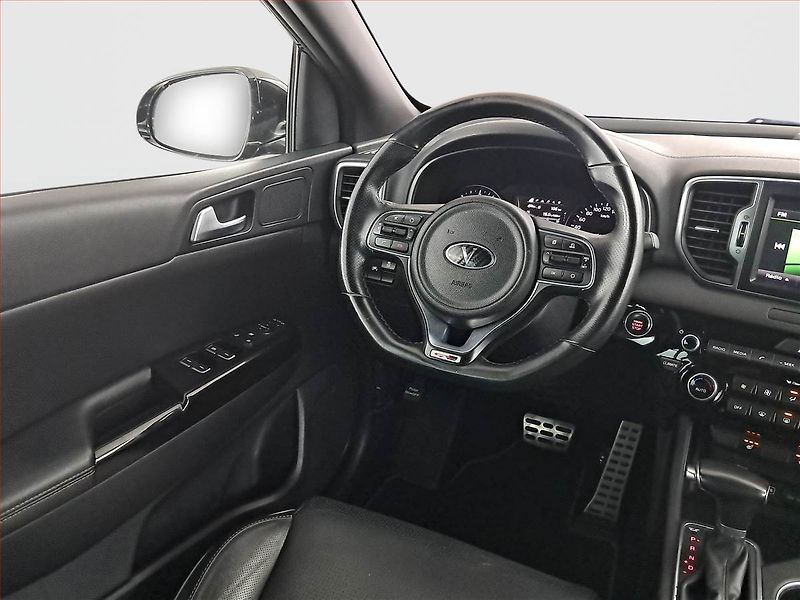 Kia Sportage (2016) GT Line 2.0 CRDi, 4X4 - fotka 7 z 20