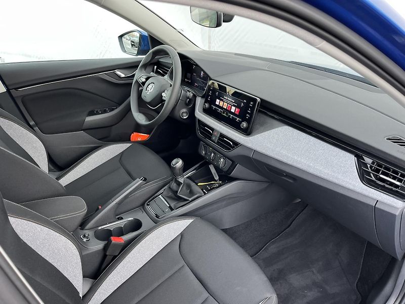 Škoda Scala 1.0TSi 85kW Selection - fotka 14 z 21